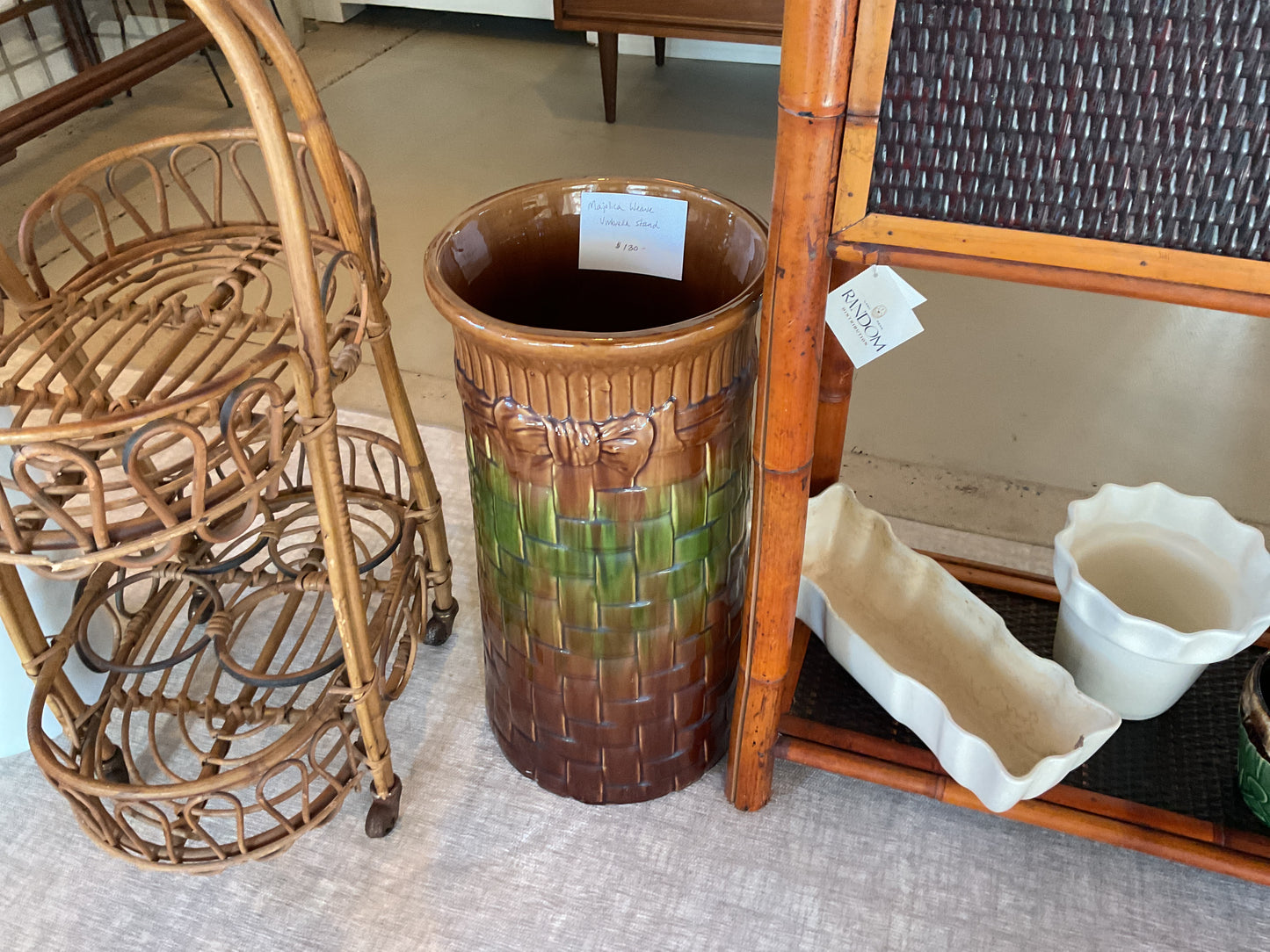 Majolica Weave Umbrella Stand