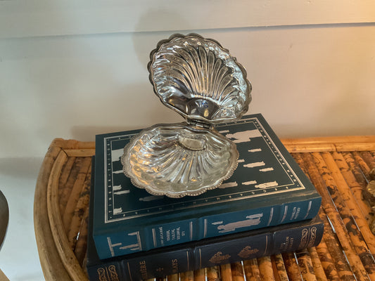 Small Clamshell Serving Dish w/ Glass Insert